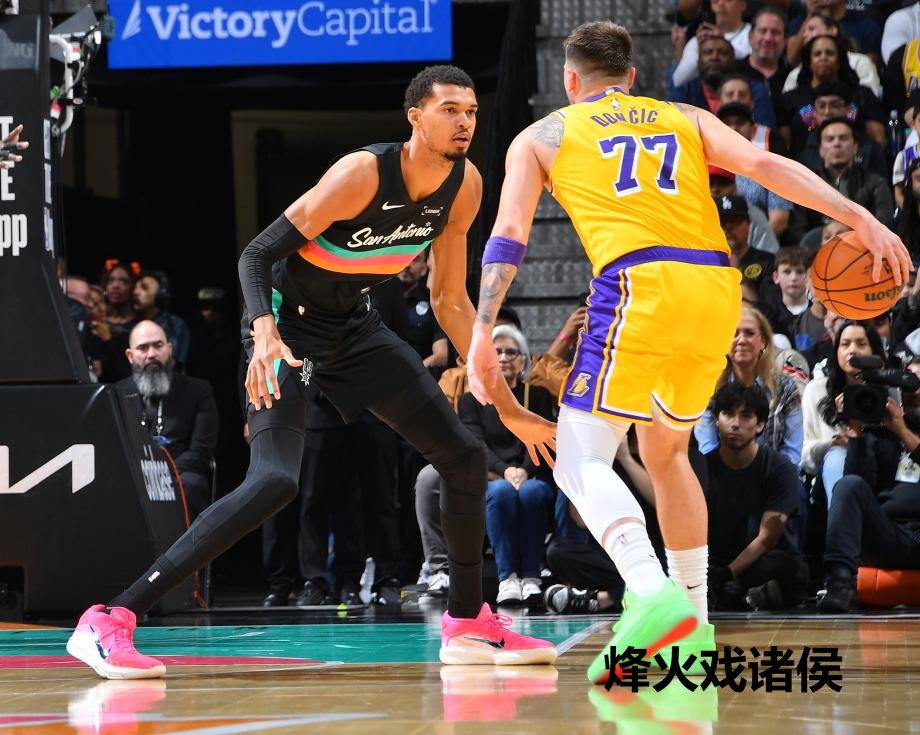 [图]东契奇空砍38+10+10文班亚马16+14 湖东谈主不敌马刺