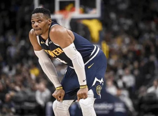 巅峰国际 NBA季前赛：威少首战贡献12分4板8助，掘金惜败凯尔特人