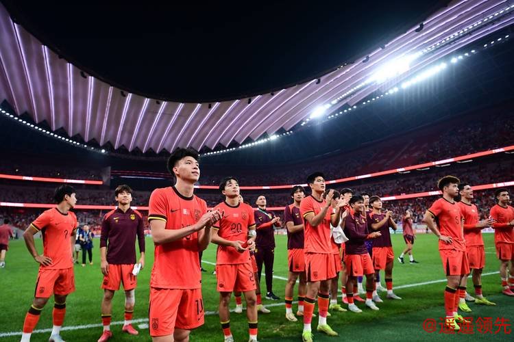 U23亚洲杯｜历史性首进八强就该尽情享受，U23国足不完美但很争气