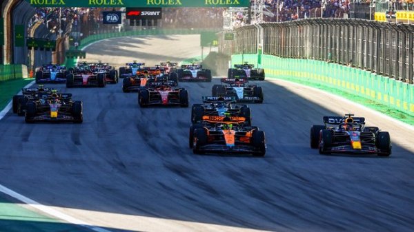 巅峰国际 F1圣保罗大奖赛冲刺赛维斯塔潘获胜 诺里斯第二